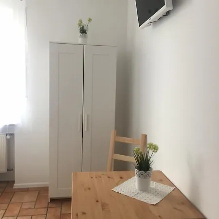 ゲストハウス Lindenhof 3*