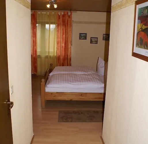 Lindenhof Penzion 3*